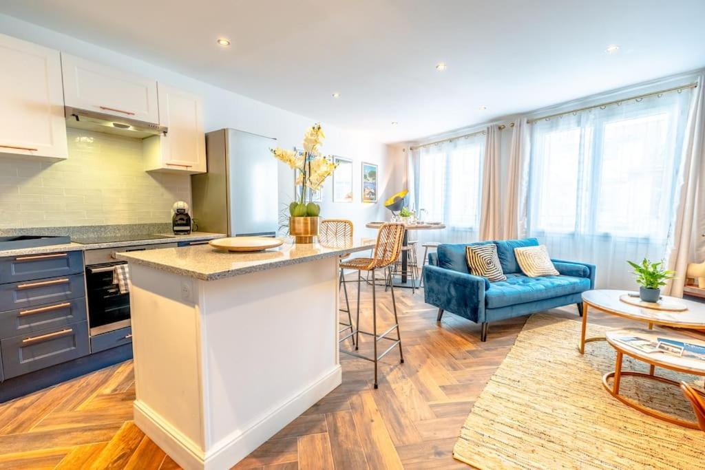 Superbe Appartement Neuf, Climatise Centre Village Le Plan-de-la-Tour Exterior foto